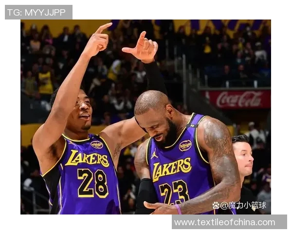 湖人战胜勇士！詹姆斯三双助球队逆转，勒布朗神奇状态再现！