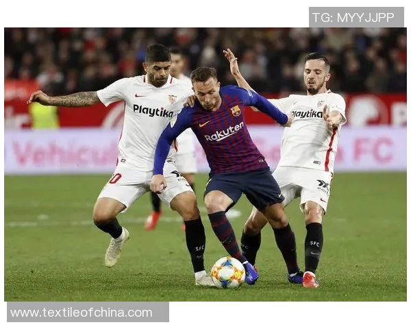 切尔西逆转塞维利亚，成功卫冕欧联杯冠军，续写辉煌传奇