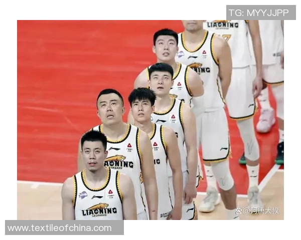 辽宁男篮诸将展现团队实力，成功战胜对手稳居榜首